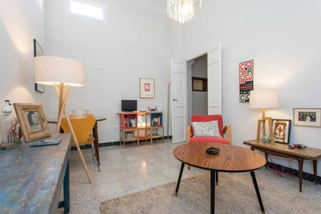 Appartement Casa Pepita: Vintage Spirit In The Old Town à Séville Extérieur photo